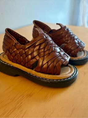 Baby handmade Woven Leather Sandals - Classic Huarache Style
